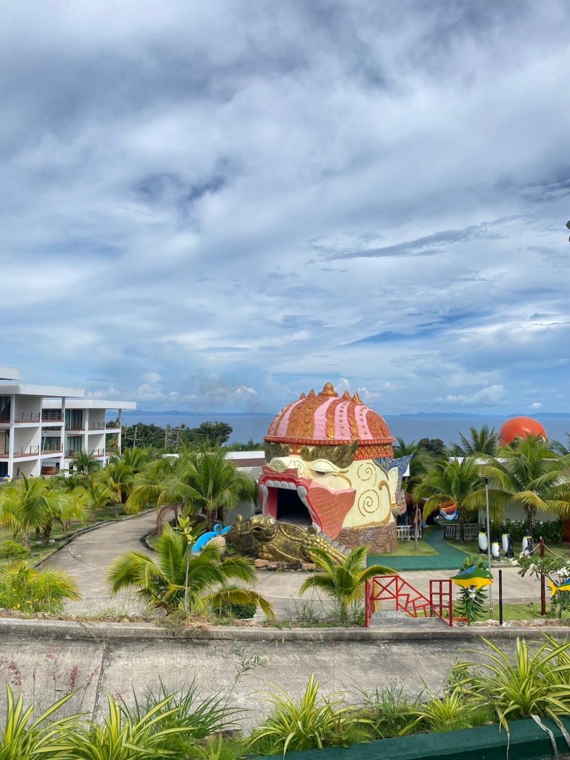 Phi Phi Mountain Beach Resort Sha Certified Exterior foto